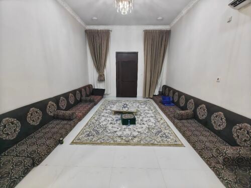 صناعة كنب ومجالس جديدة بالكامل