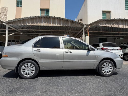 mitsubishi Lancer 2014.