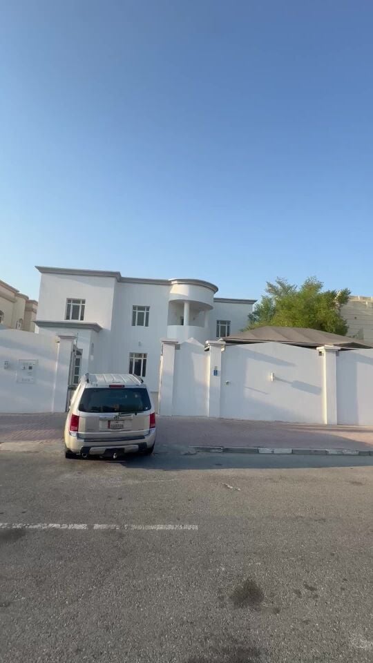 standalone villa for rent in dafna 