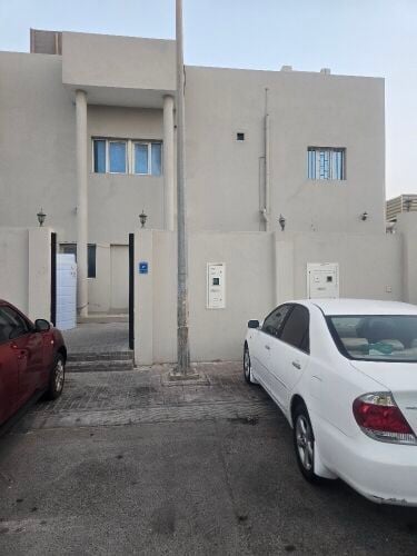 اجار شقه ارضيه الريان تحت الصيانه