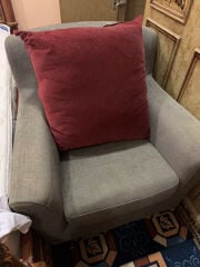 single sofa 