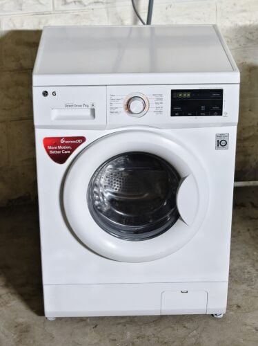 LG 7 kg washing machine