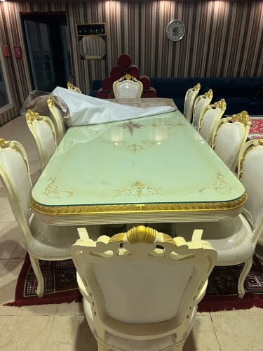 طاولة الطعم 