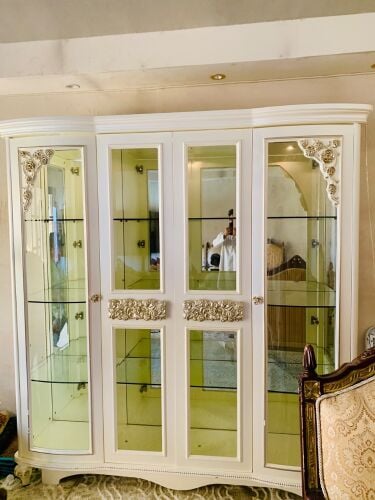 sell good Buffi Cabinet.... Midas