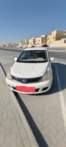 Selling a neat and clean, single-ha