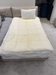 bed in perfect condition 