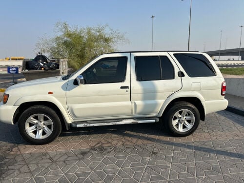 نيسان باثفايندر، بحالة ممتازة.