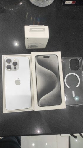iPhone 15 pro max 