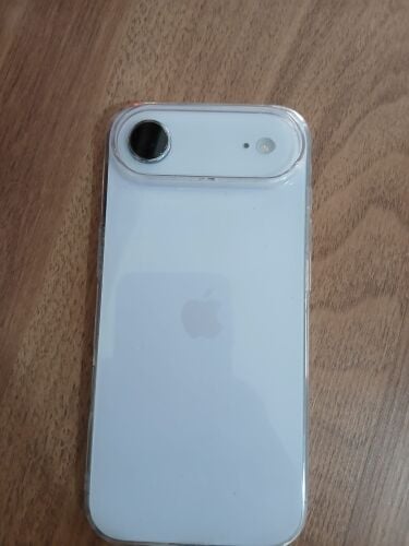 iPhone Air 256gb 100% battery
