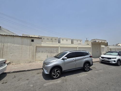 للاستثمار بيت شعبى مؤجر شيك واحد