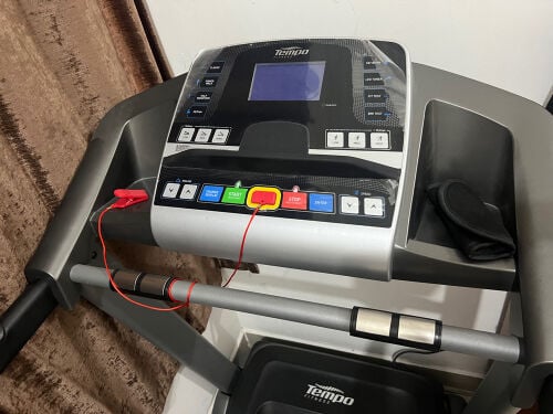 T11 tempo fitness treadmill 
