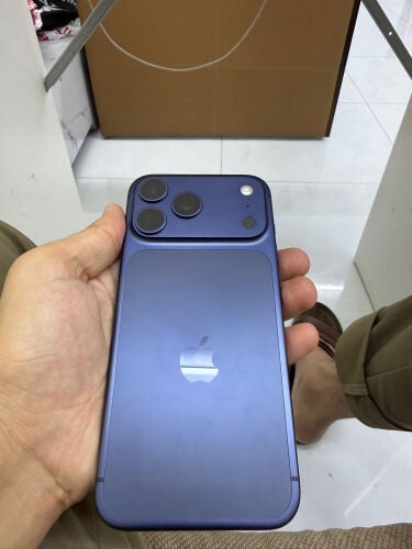 iPhone 17 Pro Max Deep Blue 256gb