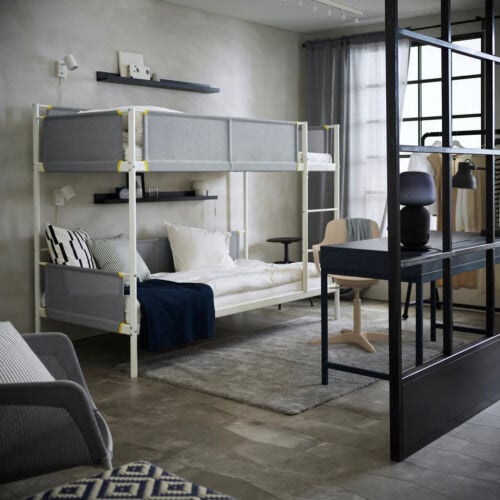Double  bed
