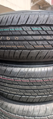265/70/18"Dunlop tyre