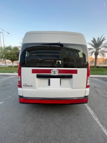 hiace toyota 