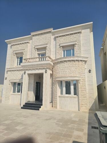 For rent new villa - in Al Thumama