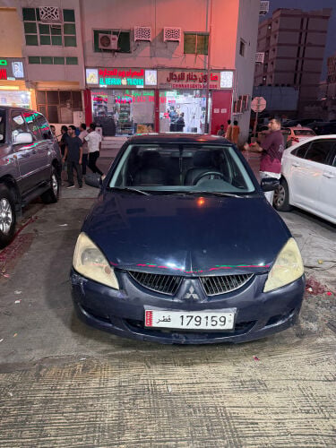 Mitsubishi lancer model 2005