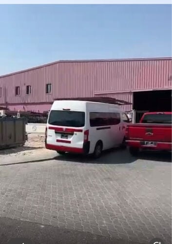 للبيع مصنع خشب 