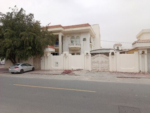 فيلا860مترعلي3شوارع مدينه خليفه