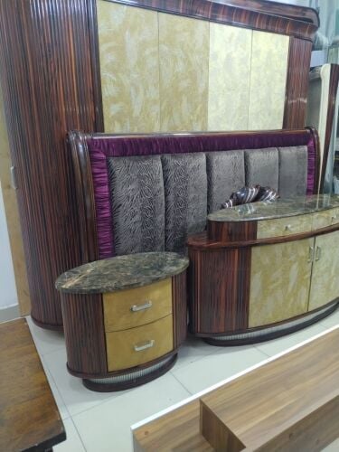 luxary bed room set for sale