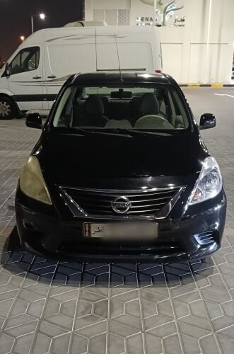 Nissan Sunny 2012