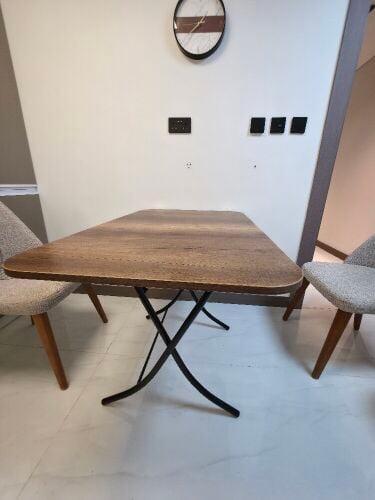 Dining table for sale
