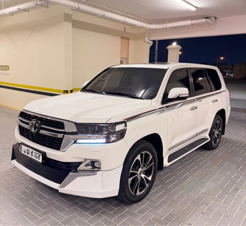 GXR V8 low mileage full option