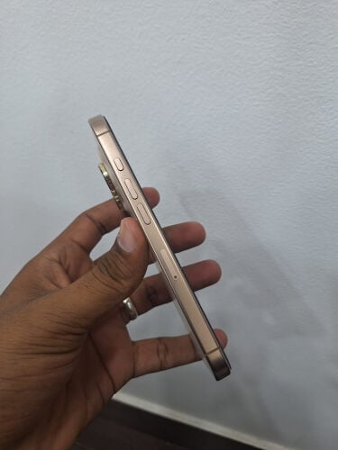iPhone 16 Pro 