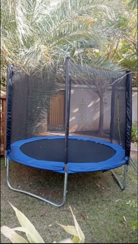Trampoline 8 feet