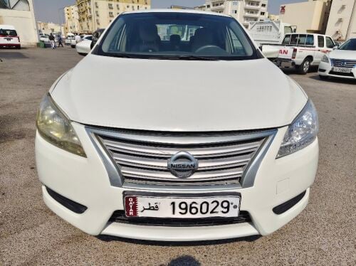 Nissan    Sentra    2014   sale