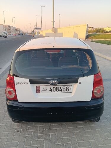 kia picanto model 2010
