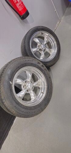 American racing rims with tires set
