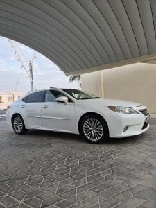 لكزس إي اس 350