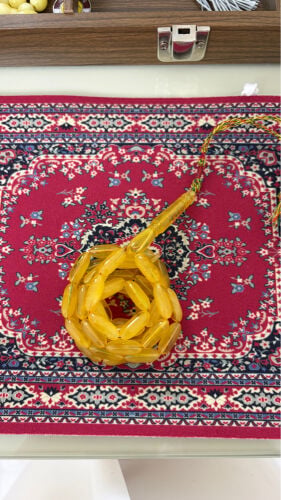مسباح كهرم شفاف