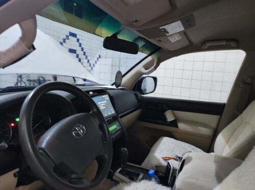 G v6 land cruiser 2014 193Km