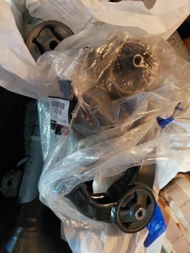 Engine seat