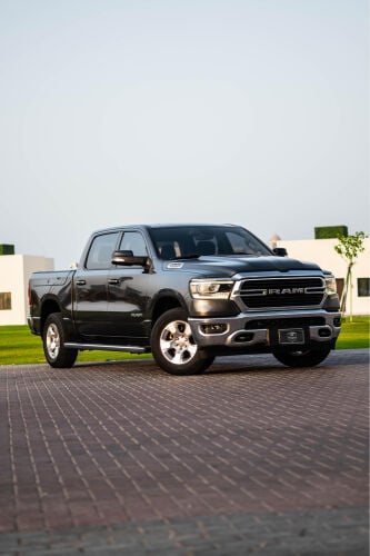 Dodge RAM big horn 2021