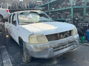 NISSAN PICKUP 2006