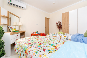 3-Bedroom Apartment, Cozy Living