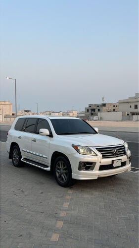 Lexus LX570 S 2012