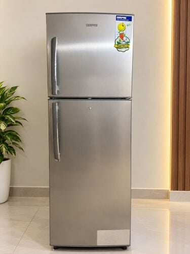 ثلاجة جيباس