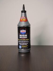 Lucas High Mileage Oil Stabilizer