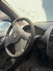 NISSAN NAVARA 2008