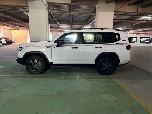 2022 Toyota Land Cruiser GR Sport