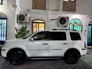 HONDA PILOT 4WD - Best Family Car 