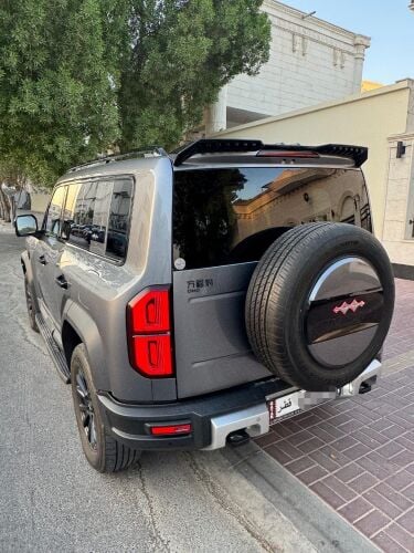 ليوبارد ٥ الترا ٢٠٢٥ للبيع فقط