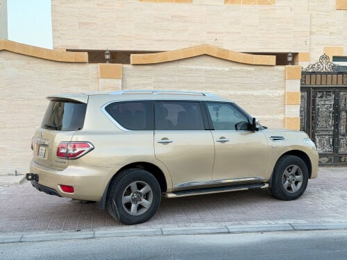 Nissna patrol platinum 2014