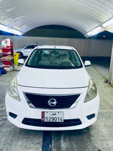 Nissan sunny 2013    70430765