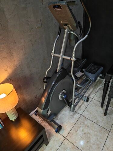 Nautilus E614 Elliptical/Orbitrek