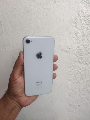I phone 8 64GB
